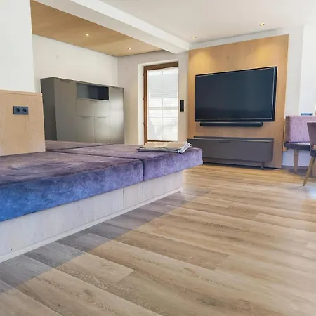 Exclusive With Garden And Whirlpool * רמסאו אים זילרטל