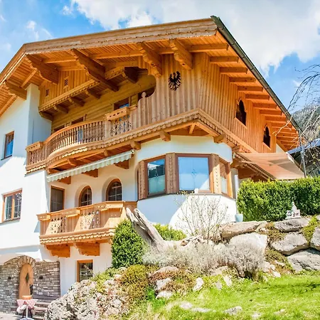 Exclusive With Garden And Whirlpool Feriehus