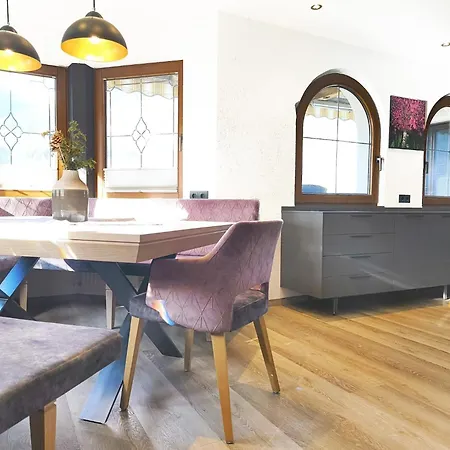 Feriehus Exclusive With Garden And Whirlpool