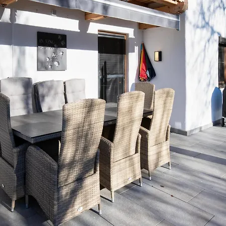 Exclusive With Garden And Whirlpool