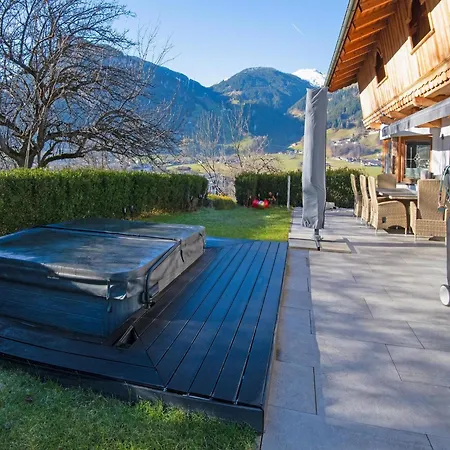 Exclusive With Garden And Whirlpool Feriehus *