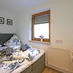 Holiday home Exclusive With Garden And Whirlpool Ramsau im Zillertal