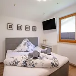 Exclusive With Garden And Whirlpool * Ramsau im Zillertal