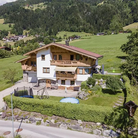 Exclusive With Garden And Whirlpool Hébergement de vacances