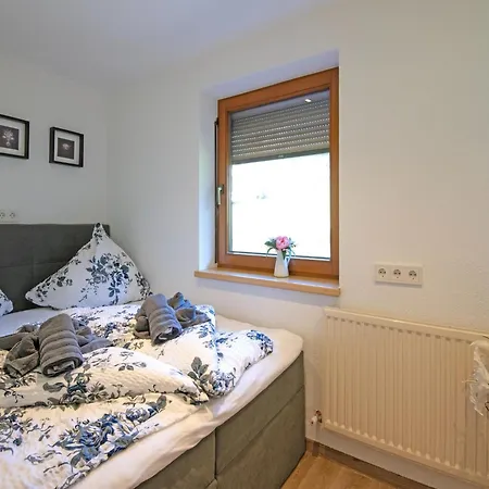 Dom wakacyjny Exclusive With Garden And Whirlpool Ramsau im Zillertal